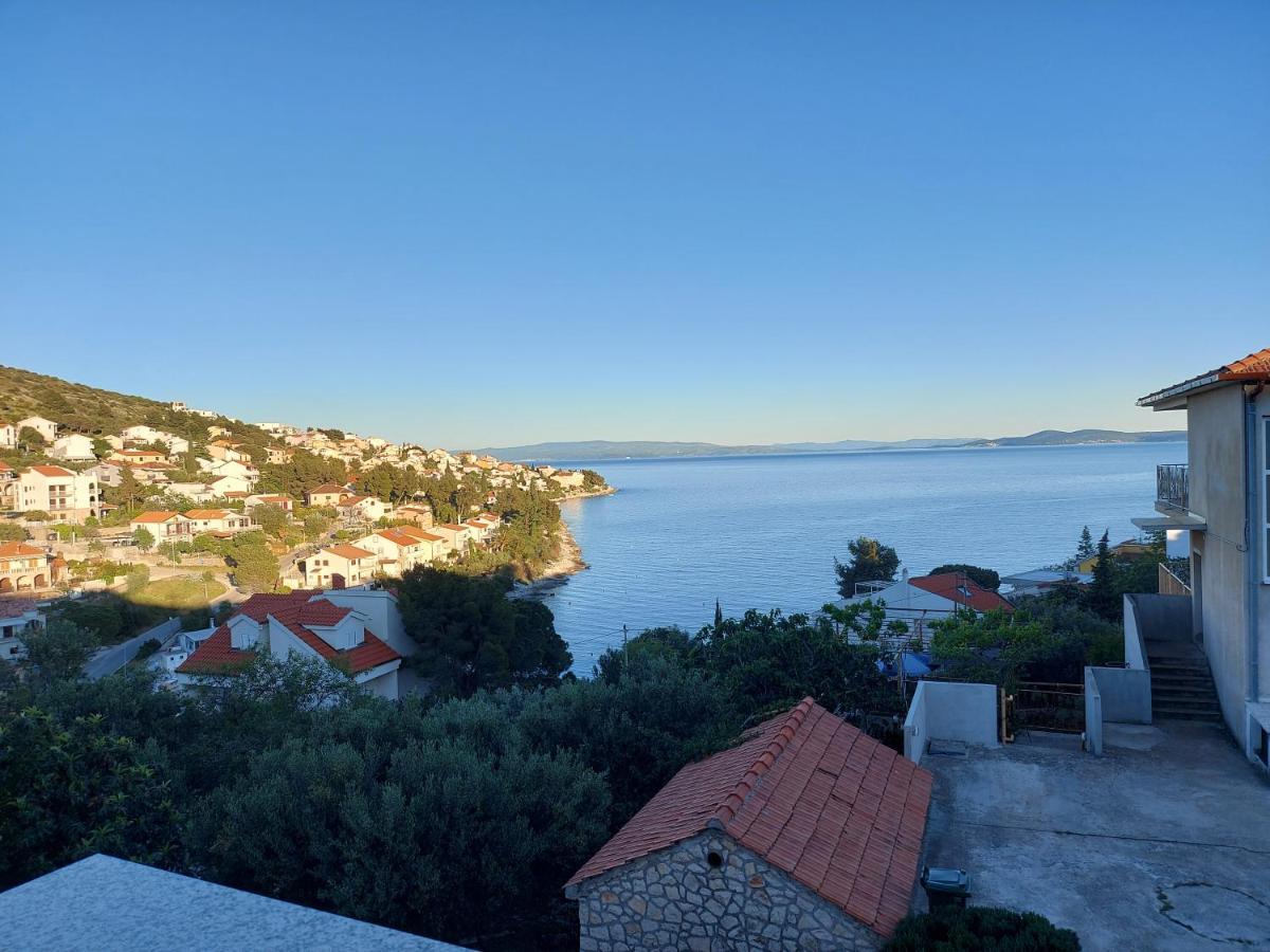 Apartmani Tatjana Okrug Gornji Exterior foto
