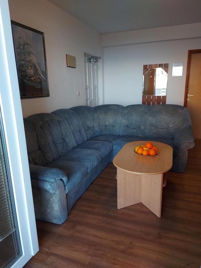 Apartmani Tatjana Okrug Gornji Exterior foto